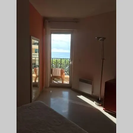 아파트 Limone E Mandarino 1bdr Fronte Mare 멍똥