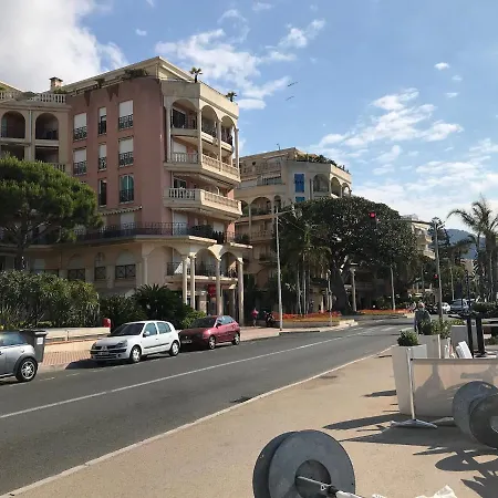 Limone E Mandarino 1bdr Fronte Mare 멍똥